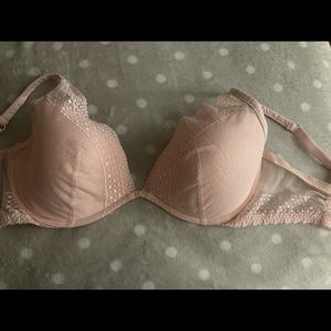 Victoria Secret Bra 38D